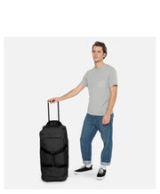 EASTPAK Leatherface - Leatherface M + أسود