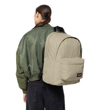 حقيبة ظهر EASTPAK Day Office - بيج شاطئي