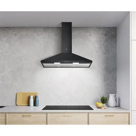 90cm UltimateTaste 300 Chimney Extractor Hood Black