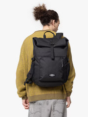EASTPACK توب رول - W6 توب رول برو سي إس أسود برو